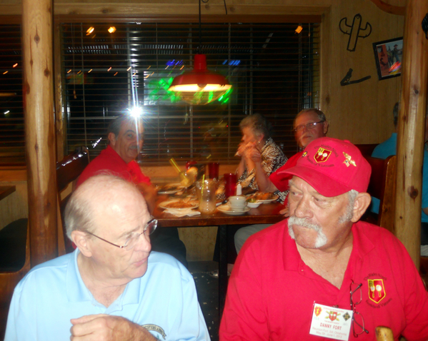 Reunion Photos - Jerry Orr
Off-post chow.  Special Guest Jim Beddingfield, President of the 35th Inf Regt Assn, chats with Cowboy Danny Fort.  The two Dennis - Dauphin & Munden - are behind them.
