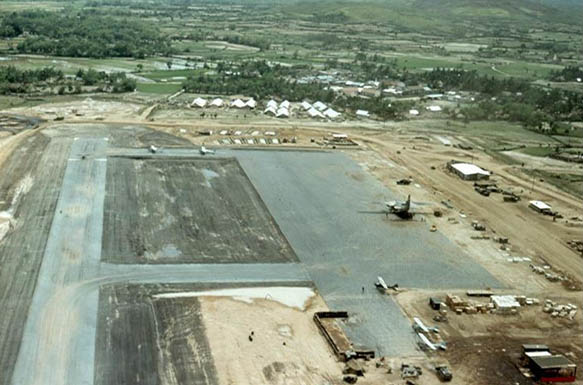 Brigade Headquarters
Landing strip and tarmac at 3rd Bde HQ, 25th Inf Div, LZ Montezuma, Duc Pho, Spring, 1967.
