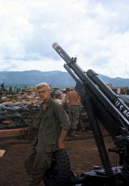 LZ Ranger @ Ban-me-Thuot
Rick Algren poses next to one of the new 105mm howitzers, the M-102.  These arrived in 1968; the 2/9th Arty was the first unit to receive them.
