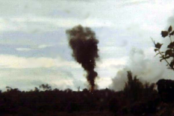 The Mighty Ninth in action
Battle of 13 June 69: 2/9th artillery attacks NVA bunker complex.
