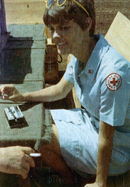 Donut Dolly chat
Looks good in her uniform, doesn't she?  That's Margi Ness...a Donut Dolly who toured Nam in the 1969-70 timeframe.  Thanks, Margi!
