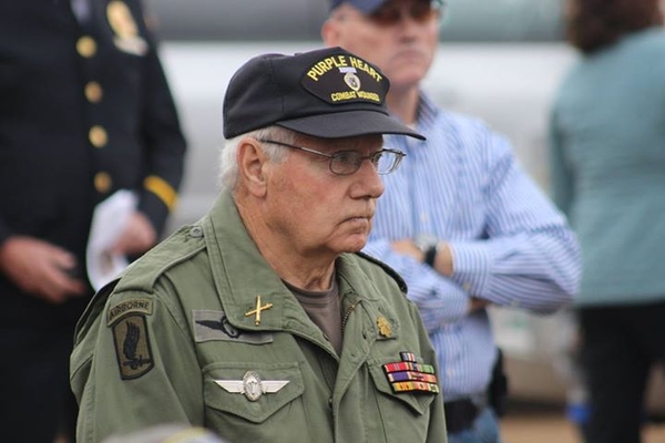 How?
How did I get so old so fast?? 

Don attends a Veterans Day ceremony in Bartlett, TN on Nov 11, 2014.  Truly, he is an image of "the old warrior".
