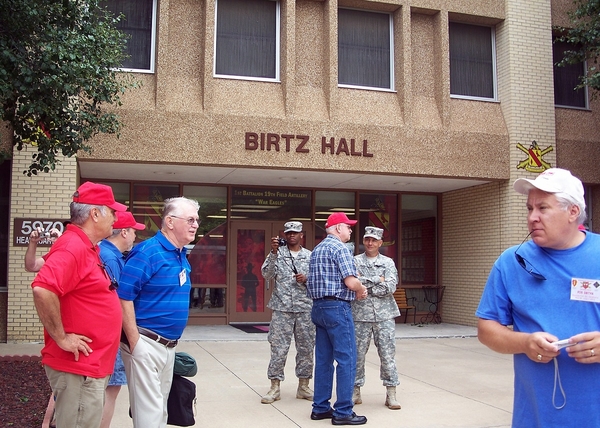 Reunion Photos - Stu Royle
First Stop: Britz Hall, home of the basic trainees.  The old war vets mingle with the new breed of drill sergeants.
