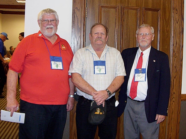 Photo Courtesy of John Waldman
Can you imagine?  Sgt John Waldman, center, served with both Lt FO Gary Dean Springer, left, and FDO Lt Dennis Munden in 1967.  By attending this reunion in San Antonio, John met up with Dauphin-Keith-Munden-Springer...on the same weekend...only forty years later!
