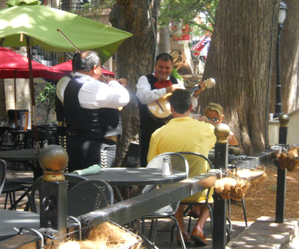 Riverwalk Mariachi
A meal at a Riverwalk restaurant is never complete without a Mariachi serenade.
