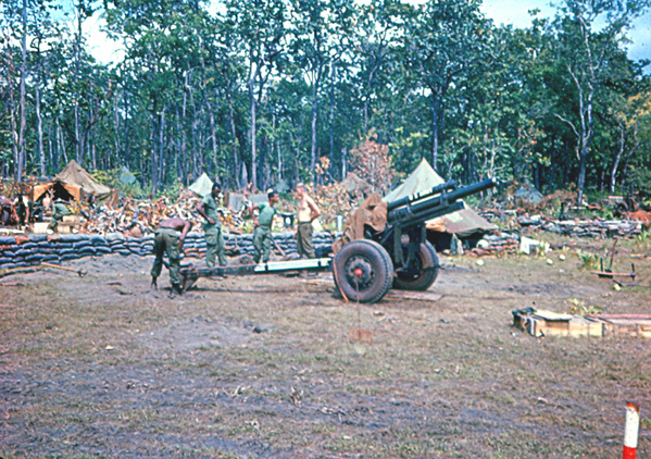 LZ 10B
Setting up the firing battery.  Note that the trails have not been dug in.

