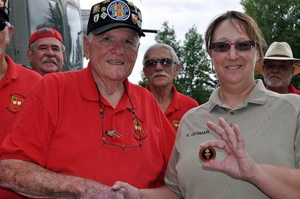 Presenting the 2/9th Challenge Coin
Jerry Orr presents a 2/9th coin to Ms Karen German at the Angel Fire ceremonies.
